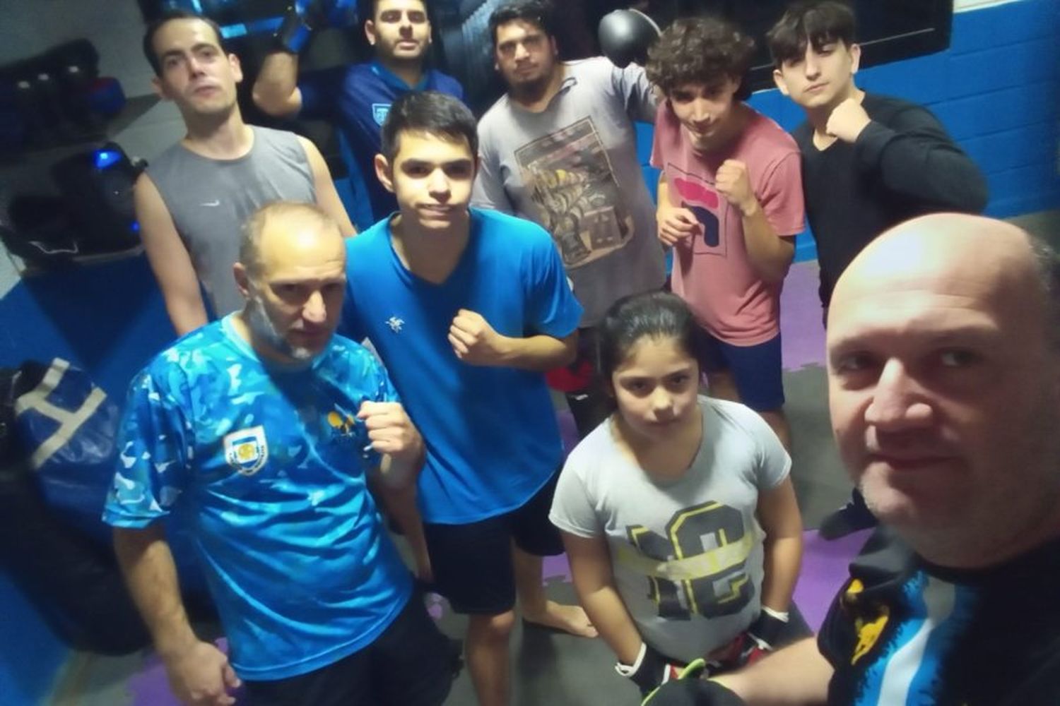 Auncios de la Escuela de Boxing de Atletico de Rafaela