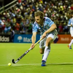 Rossi anunció su retiro del hockey