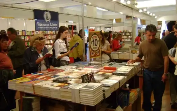 60 mil personas ya visitaron la 9º Feria del Libro de Mar del Plata