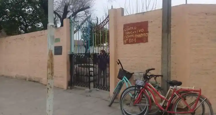 Robaron un televisor 50 pulgadas del CEC 801