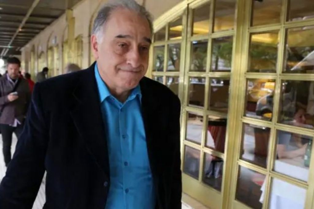 Ex presidente de Huracán demandó y embargó al club por más de $200 millones
