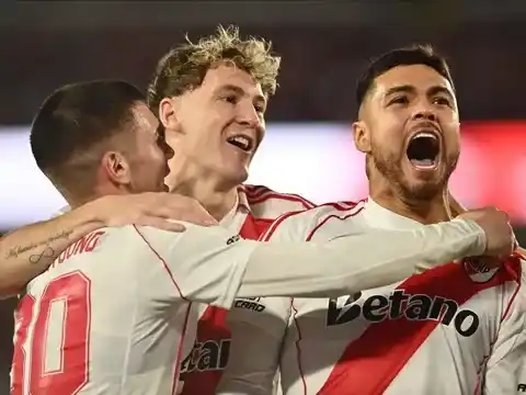 River goleó 3 a 0 a Barracas y va contra Patense en cuartos.