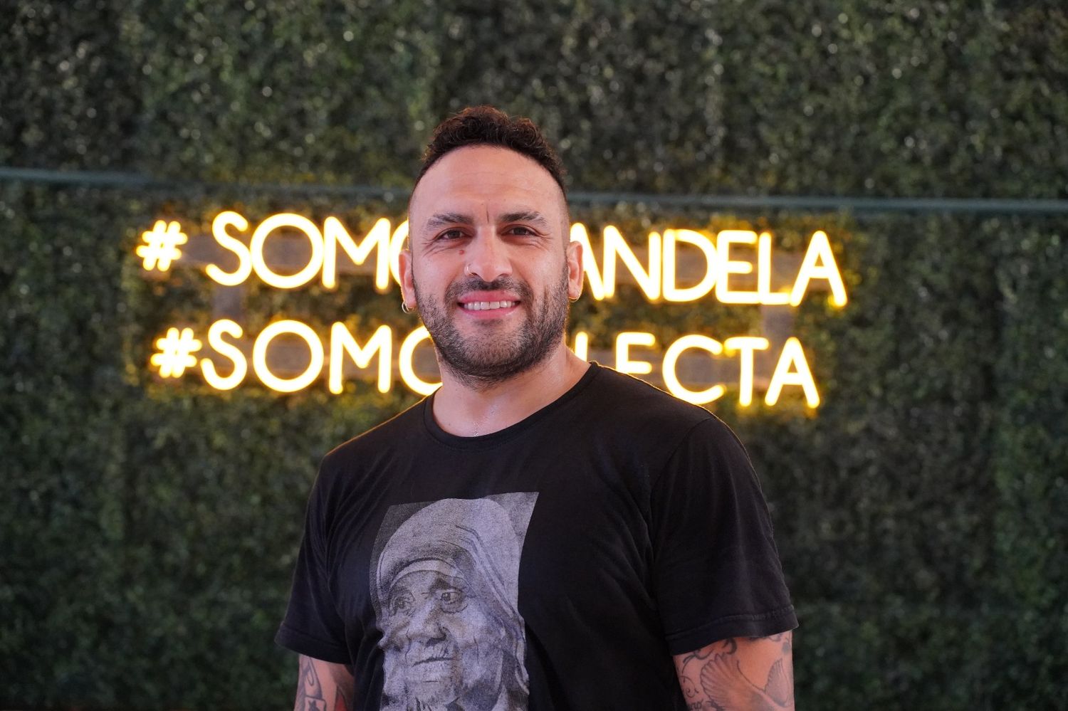 "El baile me salvó de la tristeza. Cuando perdí a mi papá, encontré en la música un lugar donde volver a sentir alegría, donde lo negativo no entraba".