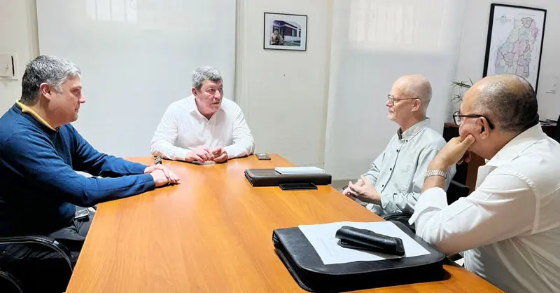 El IAPV y el Municipio de Santa Ana trabajan para ampliar el alcance de las políticas habitacionales