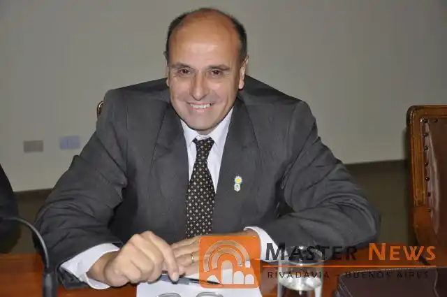 Héctor García pidió Licencia para dedicarse a su campaña