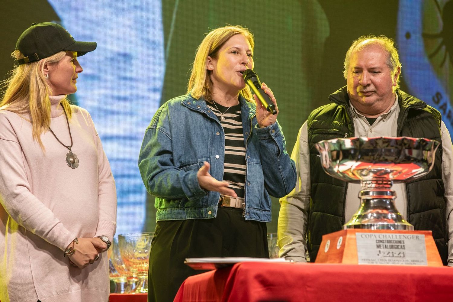 GIsela Scaglia participó de festejos populaes en distintas localidades de la Provincia