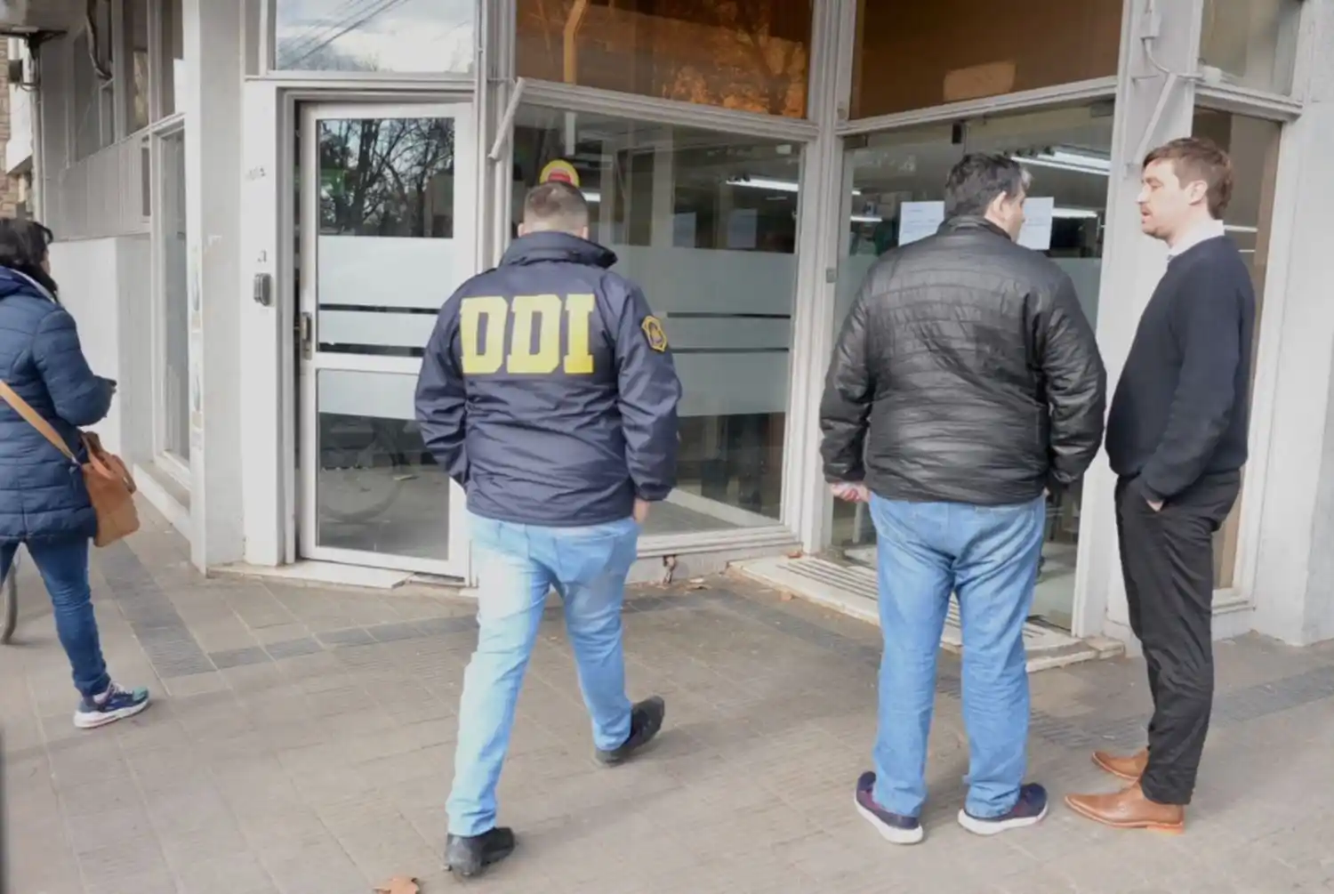 Robo comando al Banco Provincia en La Plata: luego de 28 allanamientos, cae parte de la banda