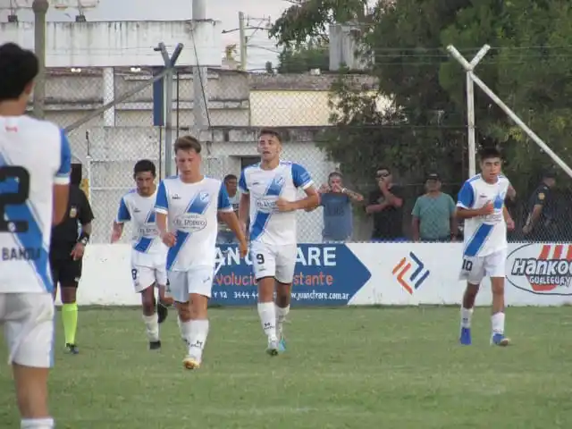 Gualeguay Central y Sociedad Sportiva exigentes rivales de los equipos de punta