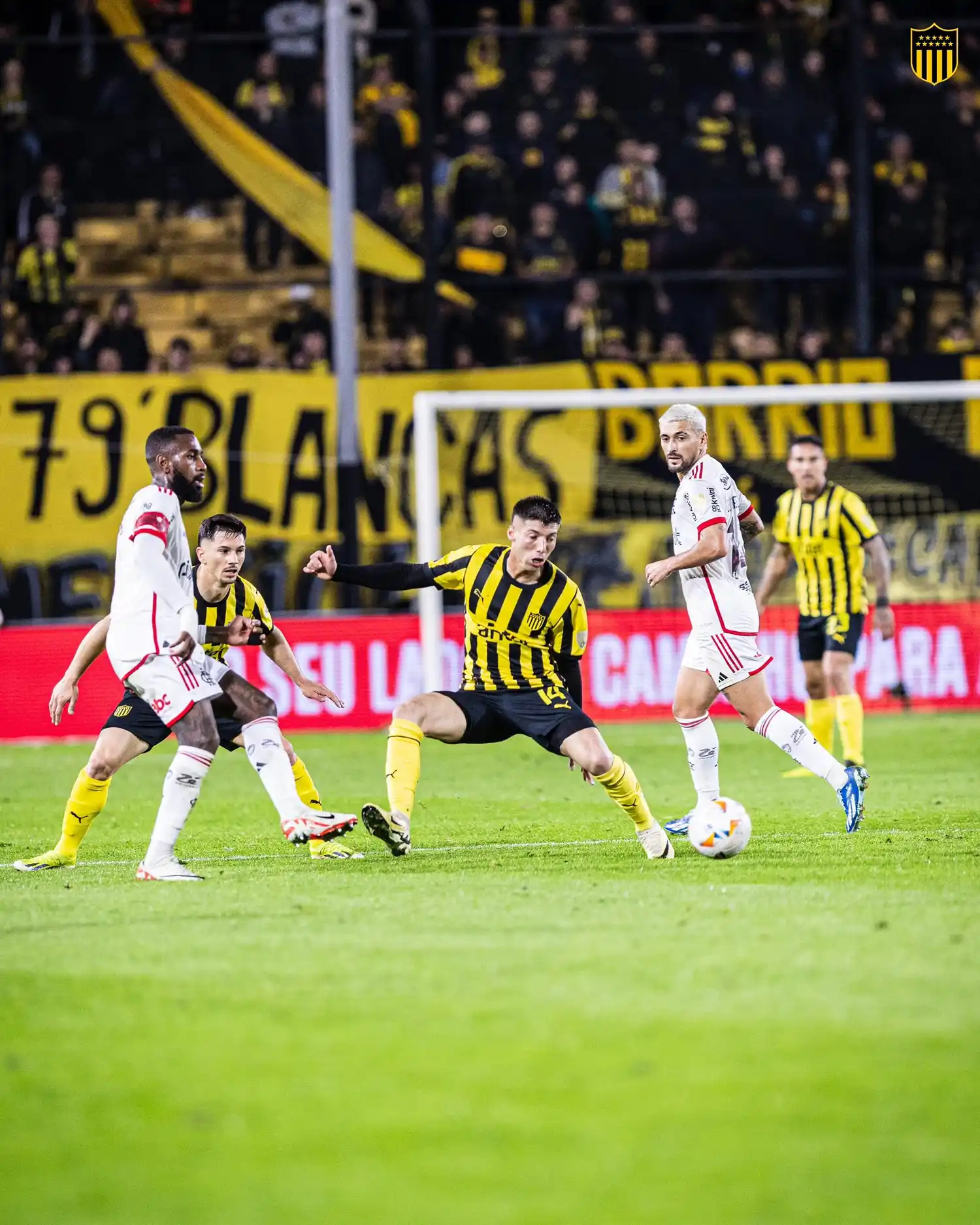 Peñarol completó el cuadro de semifinales