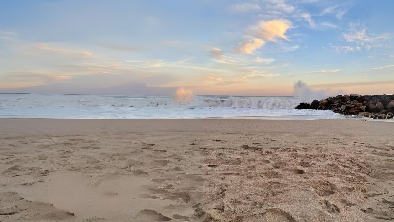 Bosque, playa y tranquilidad, el destino de la Costa ideal para ir en familia
