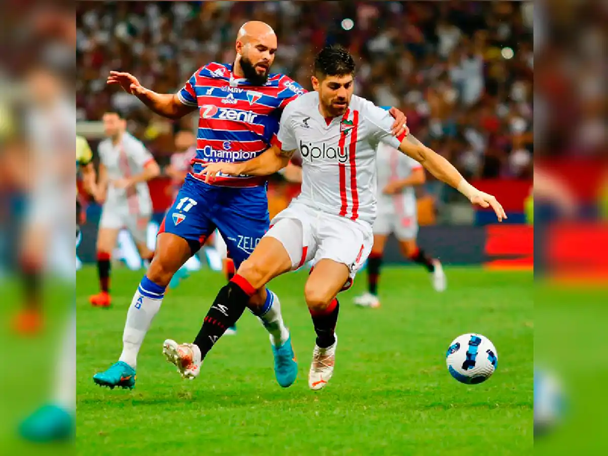 Estudiantes logró un buen empate en Brasil