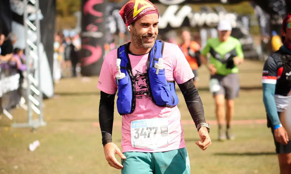 Nicolás Cabré corrió por primera vez en la montaña y logró completar el arduo recorrido de 21 km