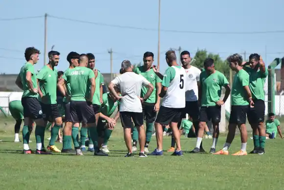 Kimberley concentra con todo el plantel esperando por Cipolletti