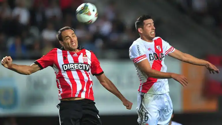 Copa Sudamerica: Un River imbatible derrotó 2 a 1 a Estudiantes en La Plata