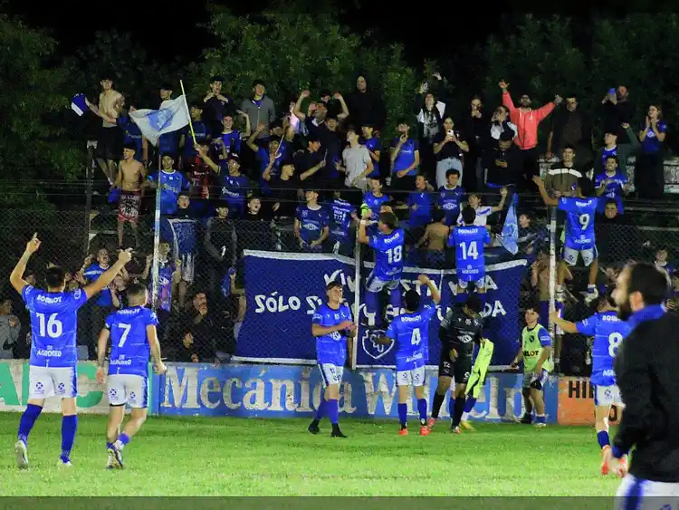 Deportivo Urdinarrain y Central Larroque se clasificaron a la final del Torneo Clausura de la A