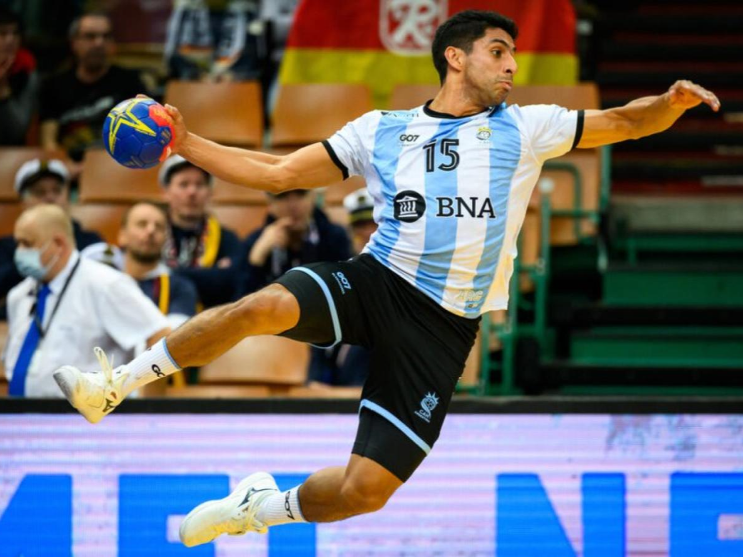 Argentina venció a Qatar y se despidió