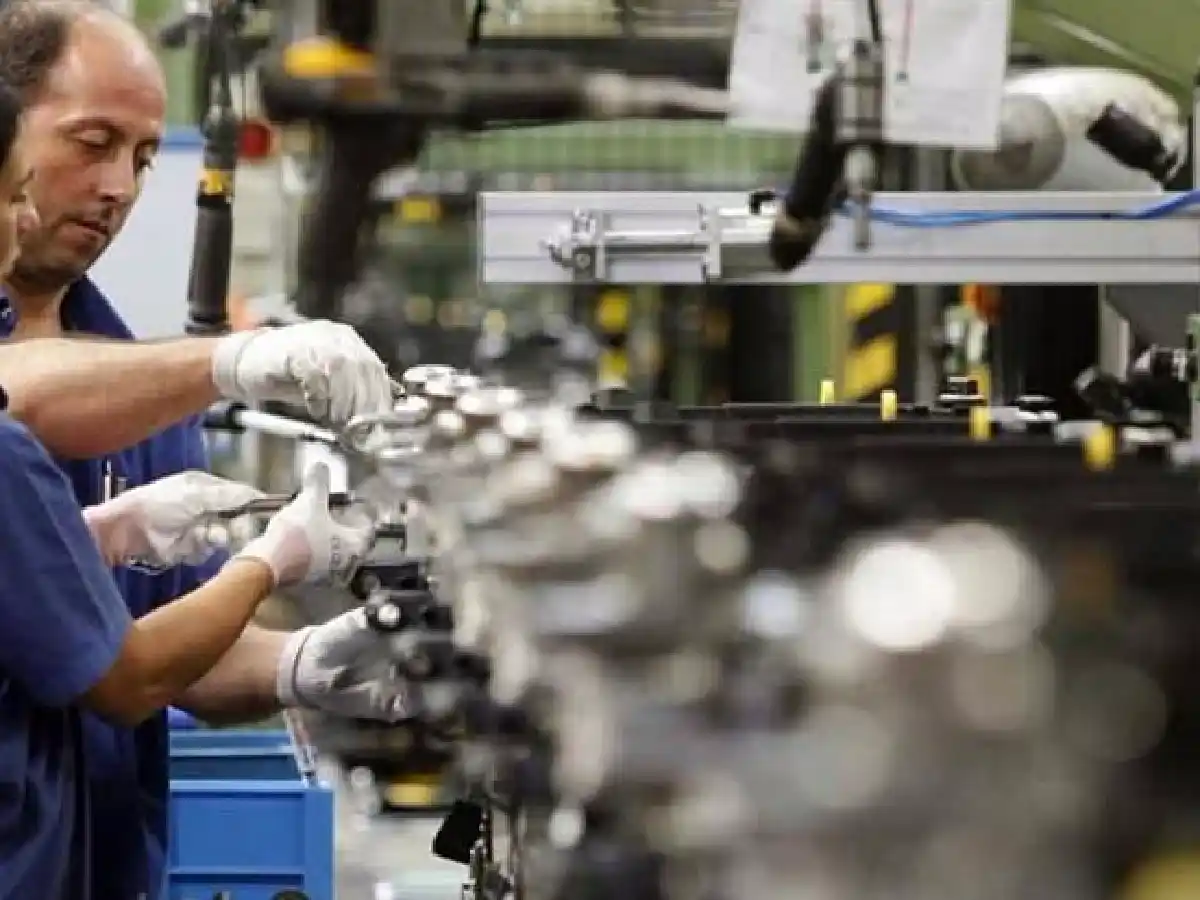 Pymes industriales reclaman al Gobierno un "plan de crisis" 