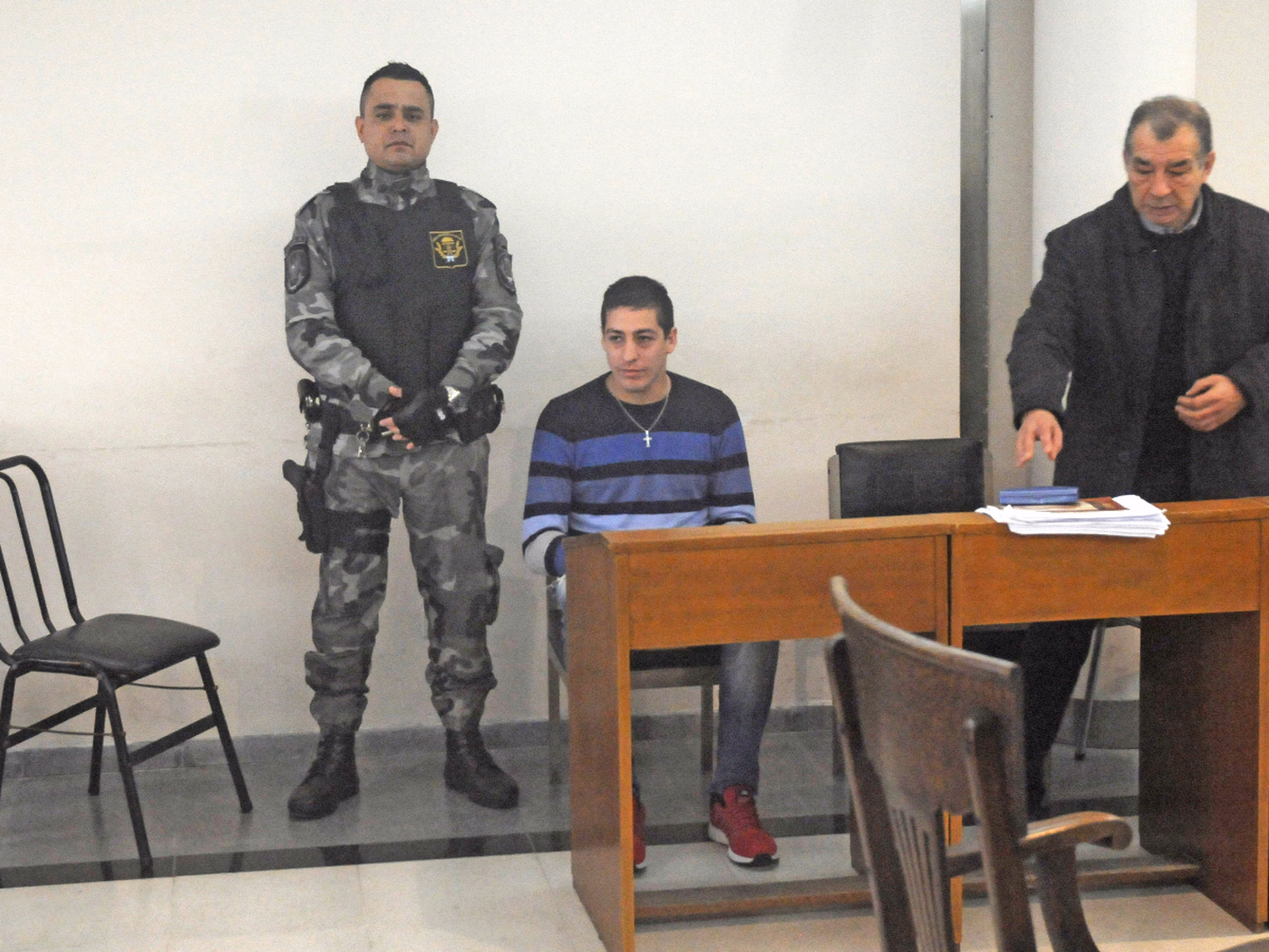 La mujer que asaltó con un cuchillo hoy es su maestra en la cárcel