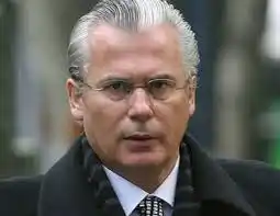 Baltasar Garzón: seis meses «salvando» a Saab de la extradición