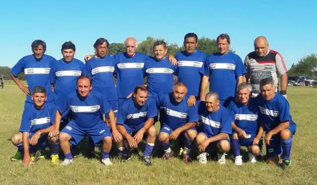 Fútbol Senior Viaja Parque a un Encuentro Internacional en Villa Carlos Paz