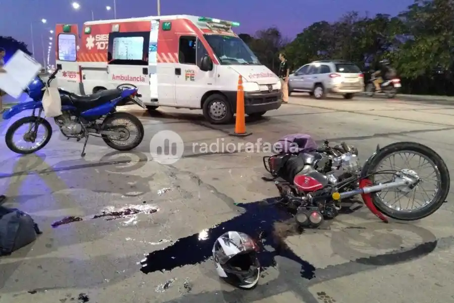 Grave accidente: un joven quedó convulsionando luego de chocar a un perro