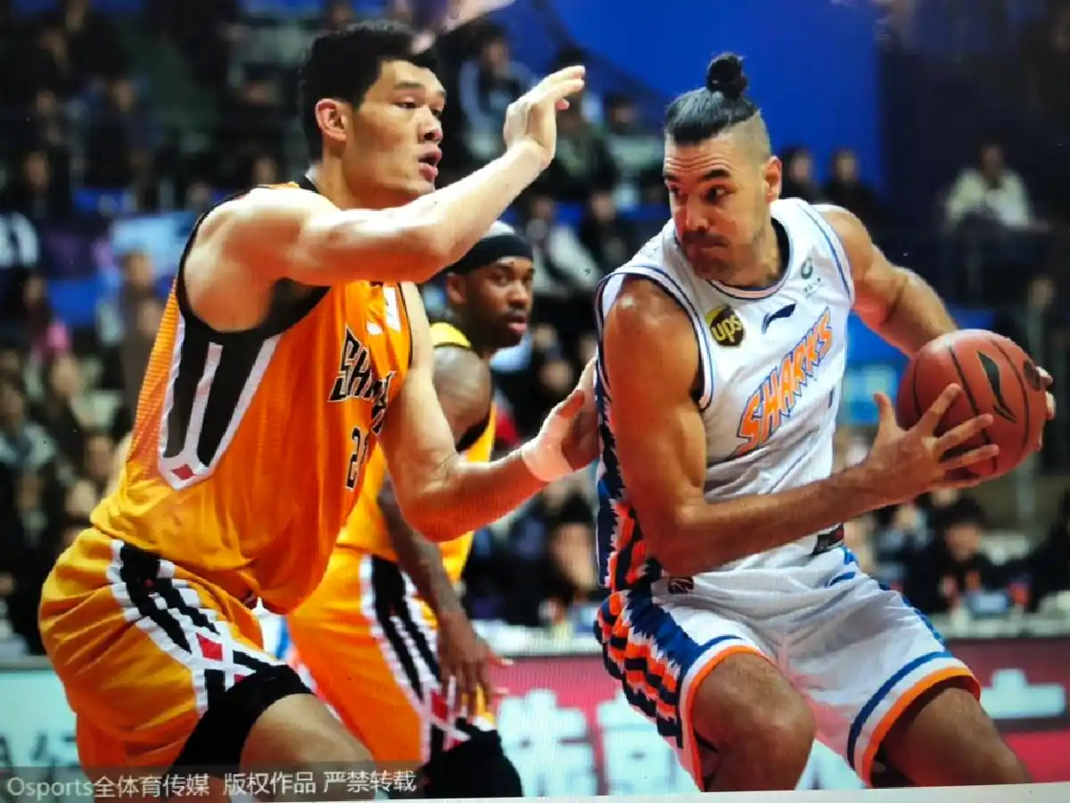 Buena actuación de Scola en China 