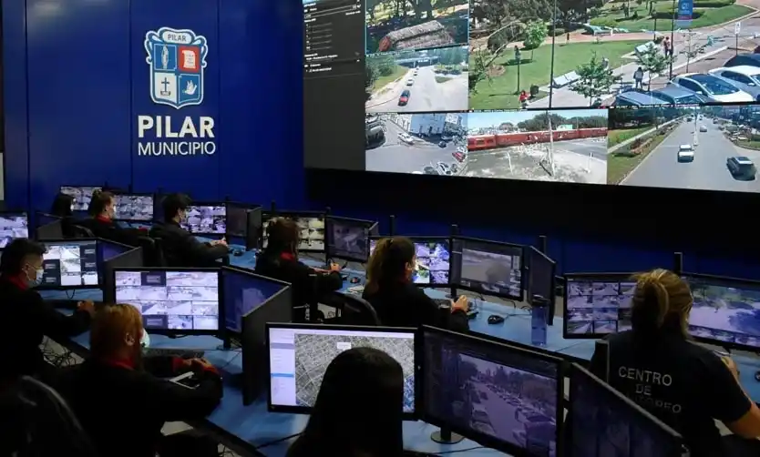 Los aprehendidos fueron detectados por las cámaras del COM.