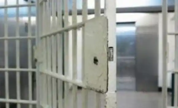 Tres HOMICIDAS escapan de las autoridades «misteriosamente»