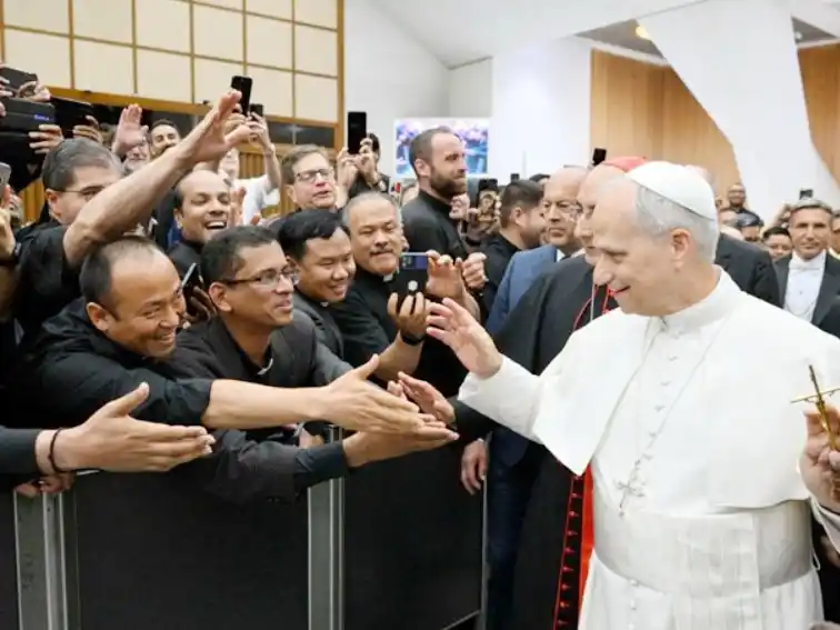 León XIV a los sacerdotes: ¡Seamos creíbles y dignos de imitación!