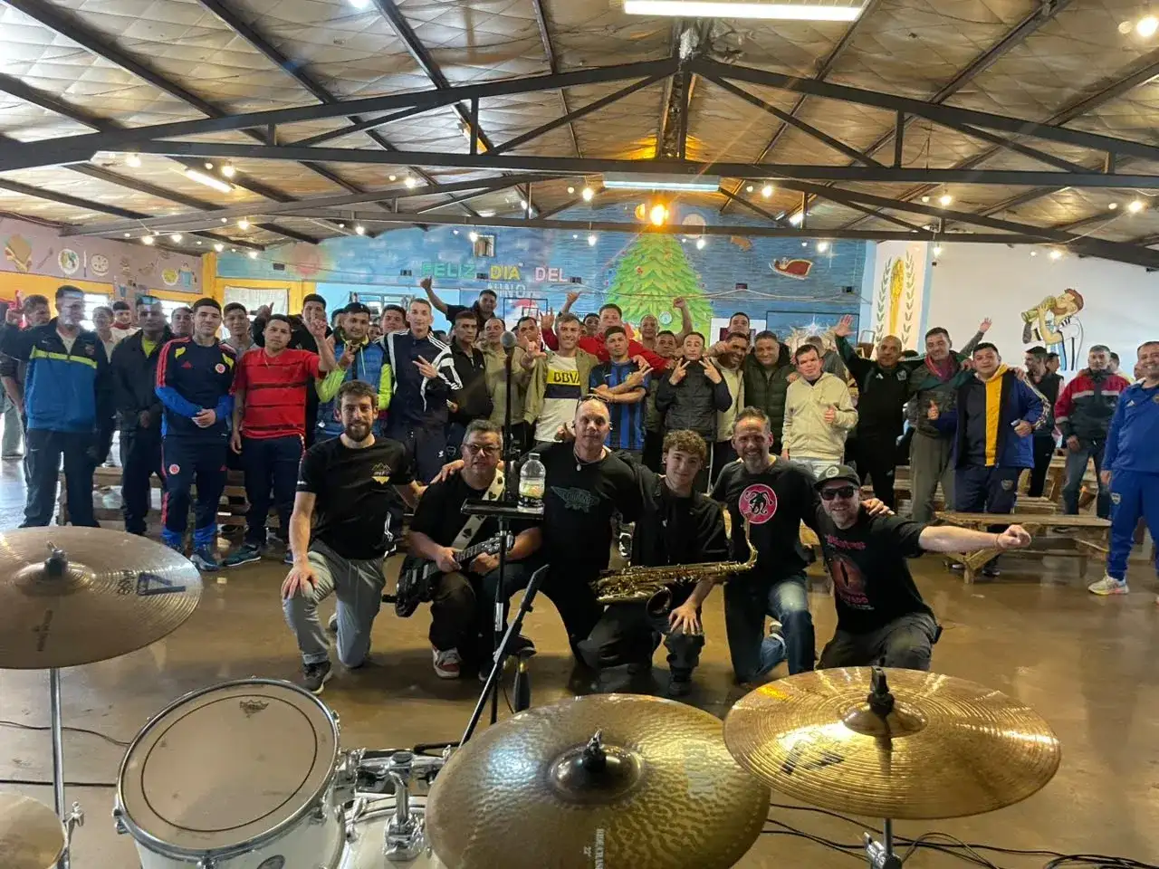 La banda que rinde tributo a Sumo se presentó en Barker.