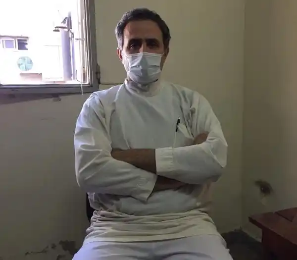 Palos para el Coes y las autoridades municipales