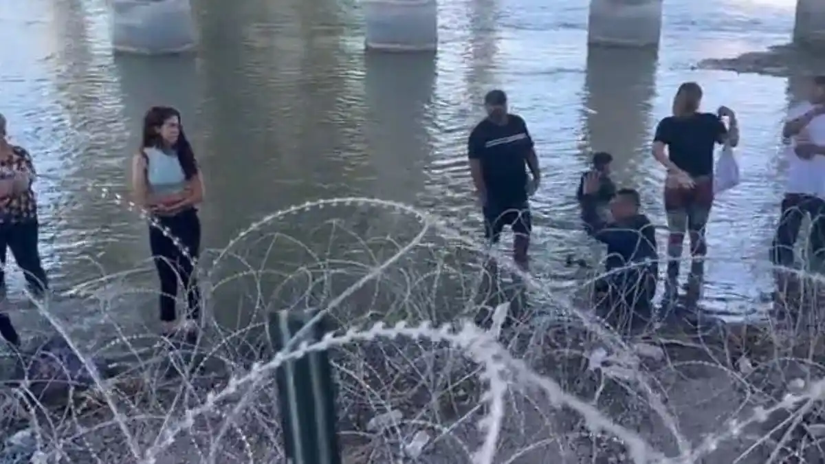 ¡CALVARIO MIGRATORIO CONTINÚA! Venezolanos duermen a orillas del Río Grande esperando cruzar a EE.UU. (+Videos)