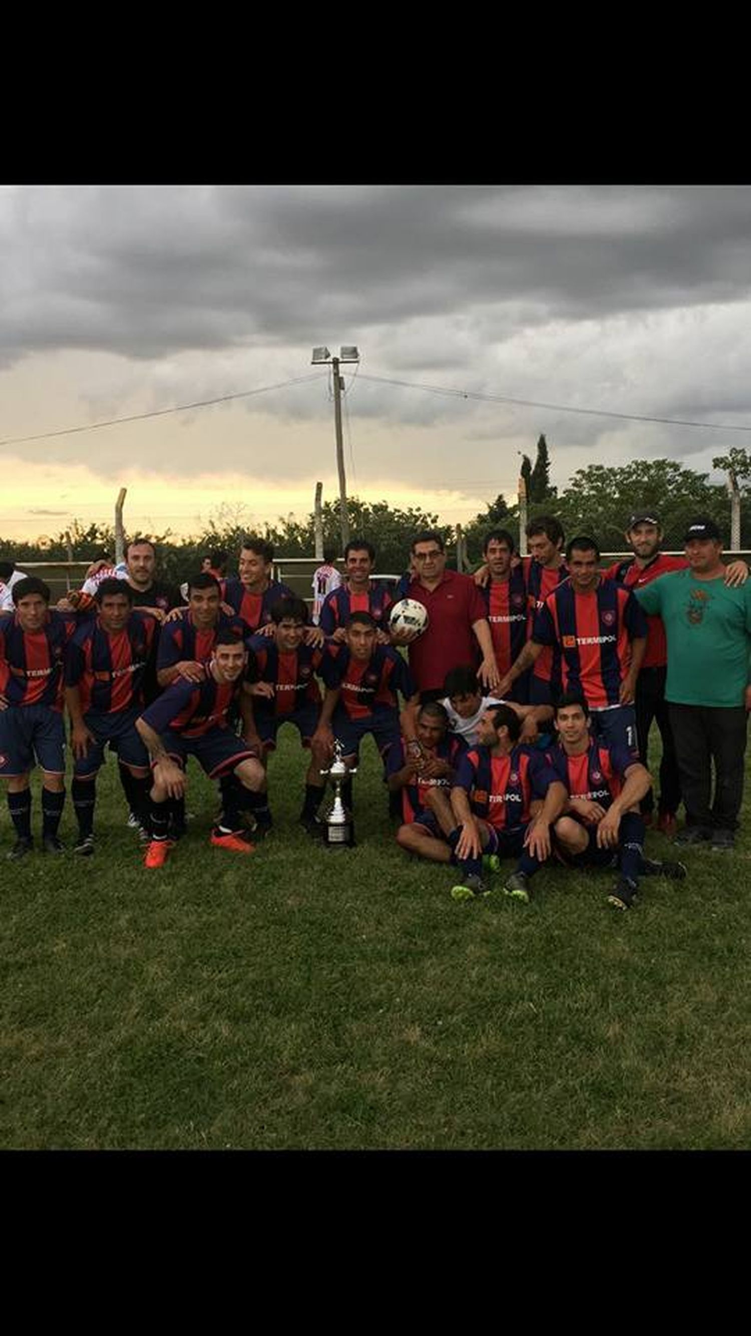 San Lorenzo se bajaría del torneo Oficial de la Liga local