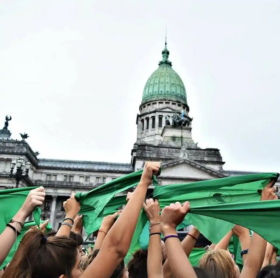 El Senado nacional convocó formalmente a debatir el proyecto del aborto legal