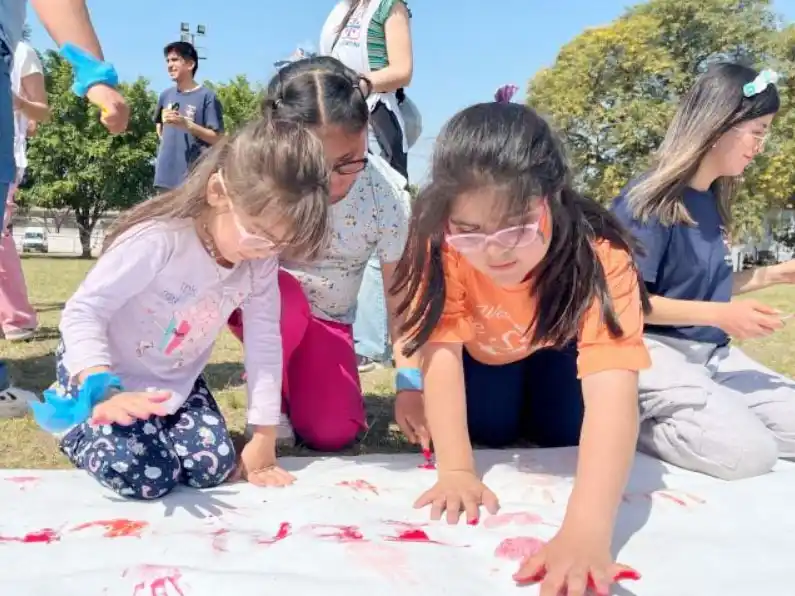 Cáritas plantó bandera por la infancia con un llamado nacional