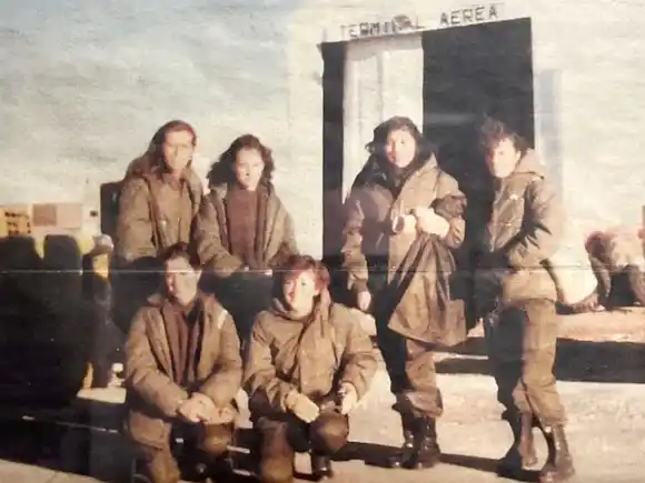 Veteranas de Malvinas visitaron Concordia en el 25 aniversario de la escuela San Martín