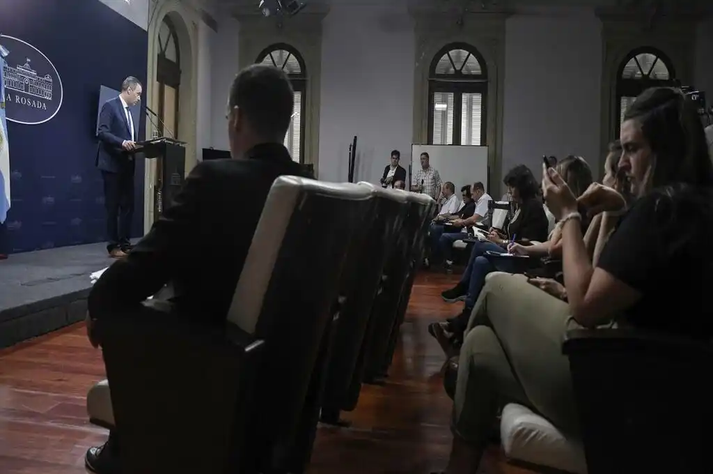 Manuel Adorni, vocero presidencial.