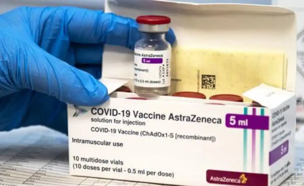 Robaron 100 dosis de AstraZeneca de un vacunatorio rosarino