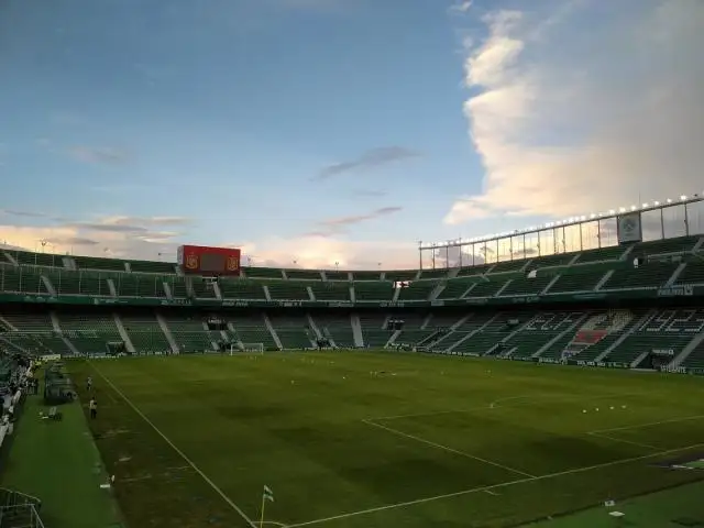 Christian Bragarnik compró la totalidad del Elche, de la Segunda División de España