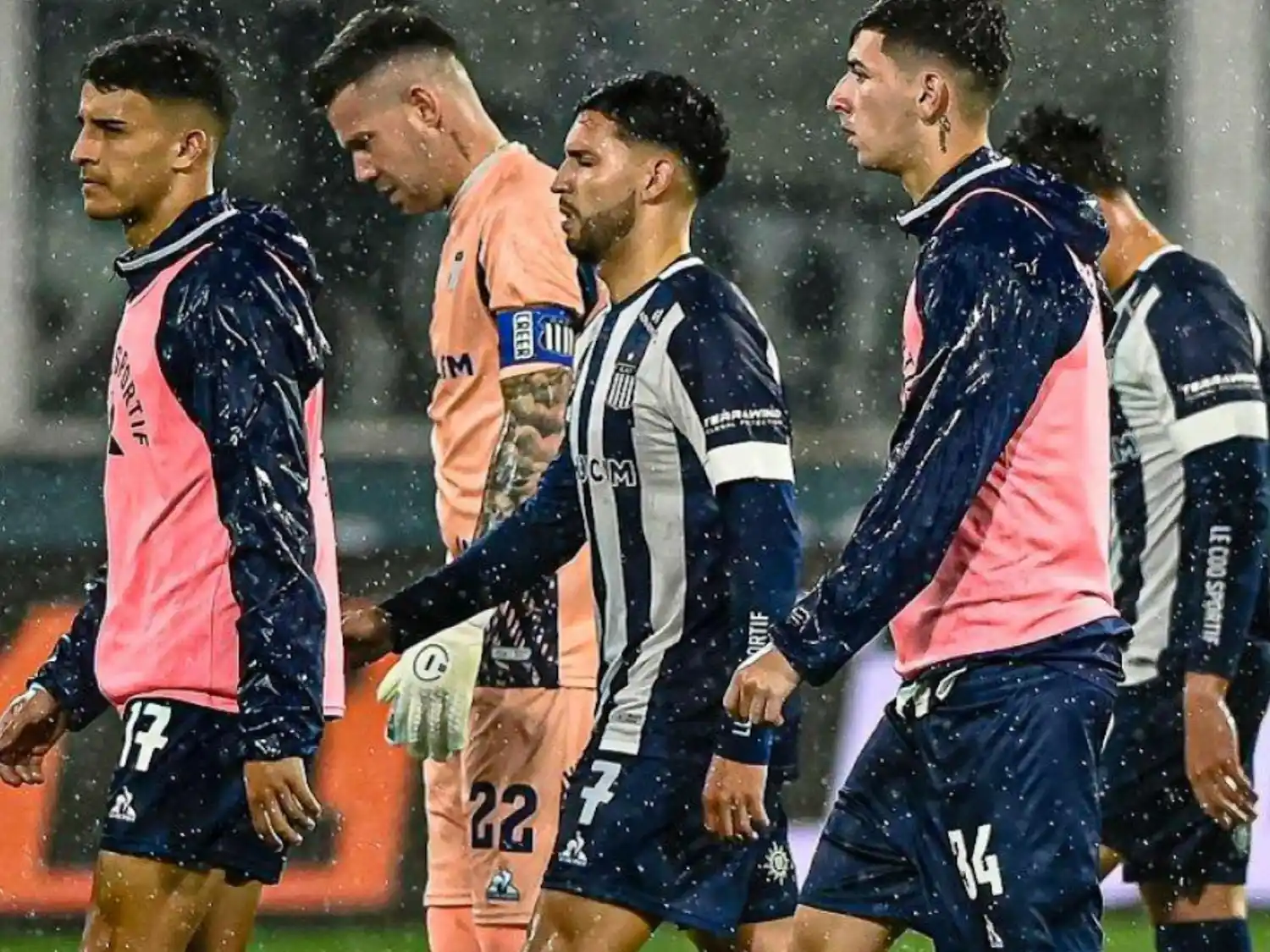 Talleres se complica con el descenso.