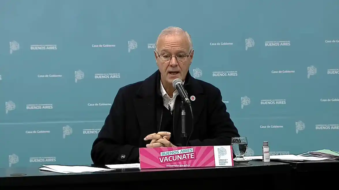 "La buena noticia es que venimos con una caída importante y sostenida de casos en la Provincia", celebró Daniel Gollán