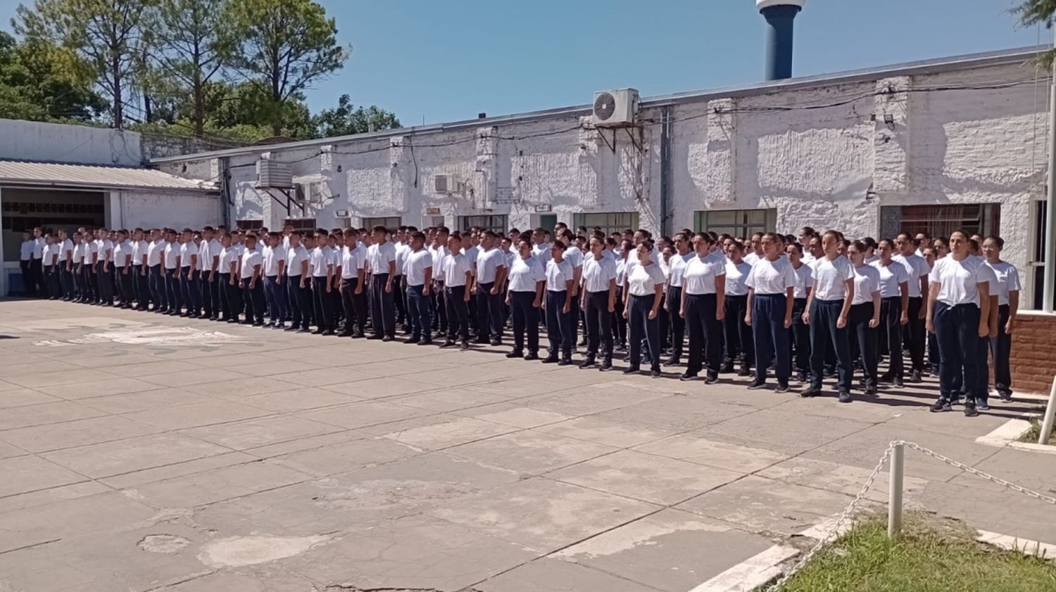 La Provincia incorporó 300 nuevos agentes al Servicio Penitenciario