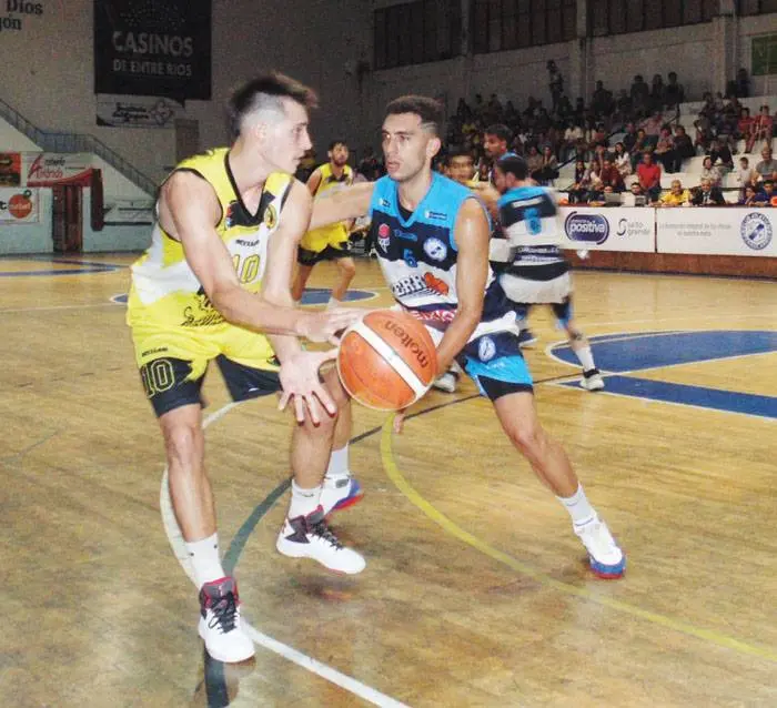 Ferrocarril derrotó a Capuchinos en el clásico por 89 a 74