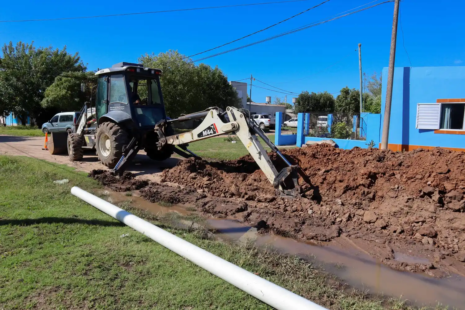 Trabajan en la extensión de la Red Cloacal
