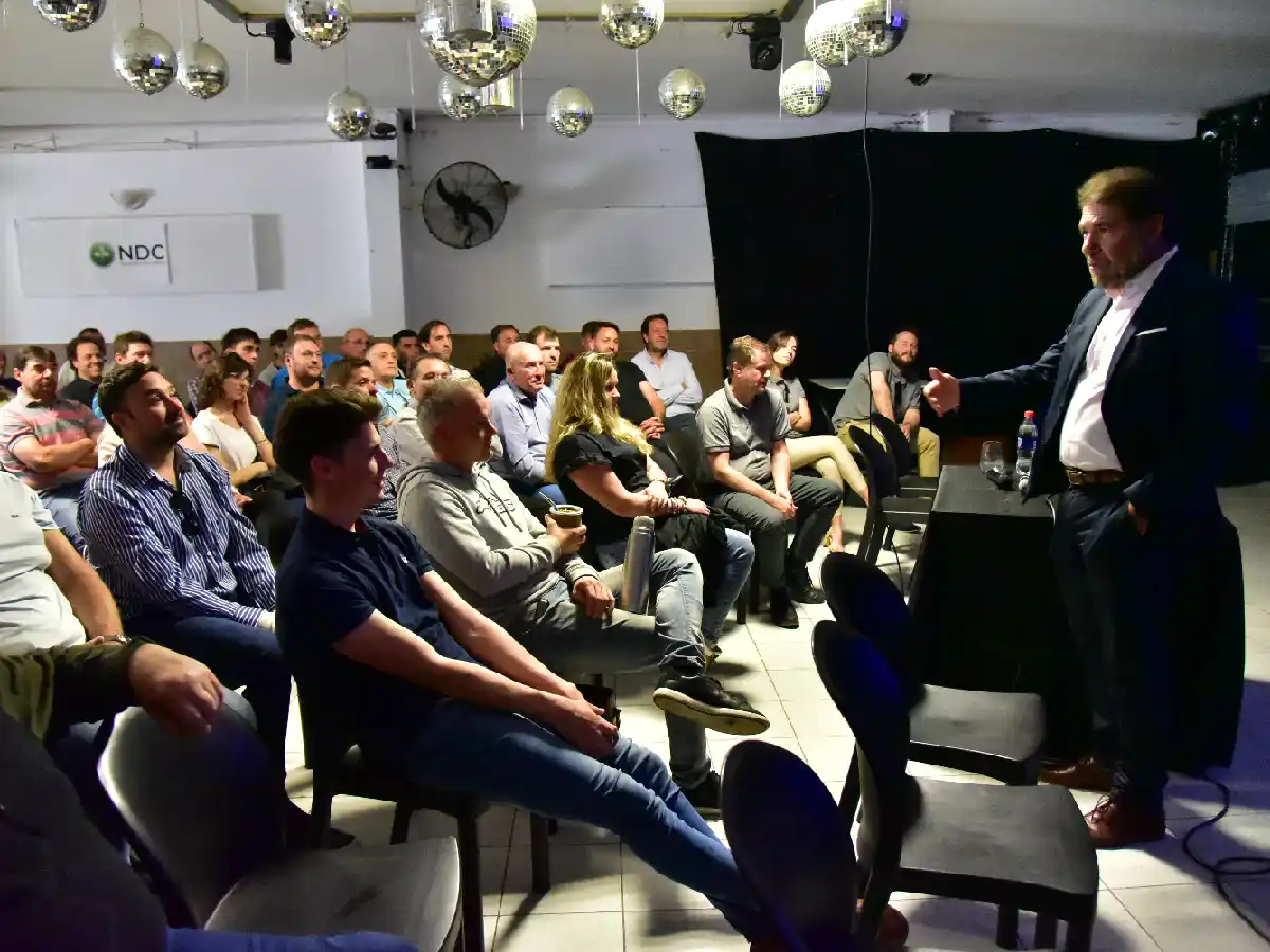 Claudio Zuchovicki disertó en San Francisco: “Vamos a atravesar  meses complicados a nivel macroeconómico”