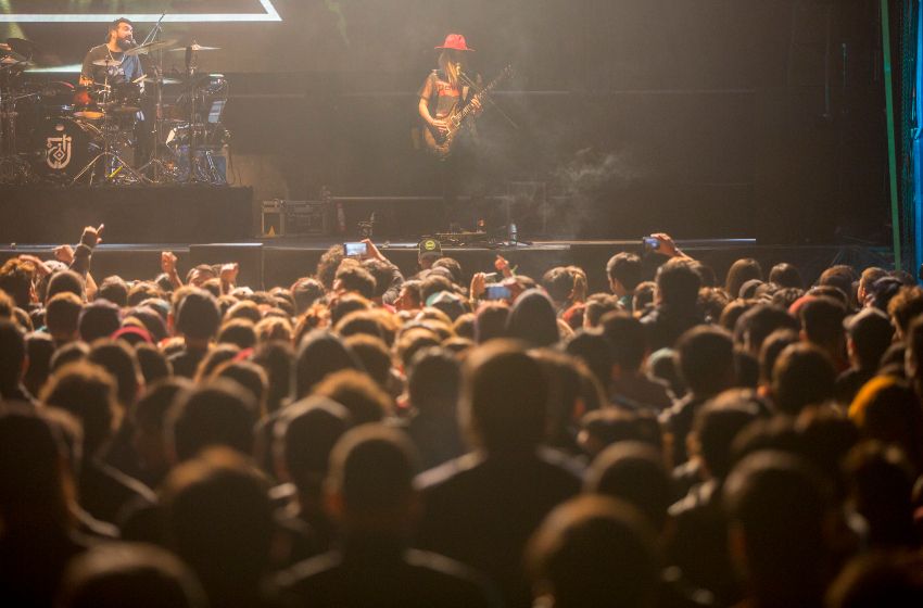 La Provincia oficializó la ampliación del aforo para eventos masivos al aire libre