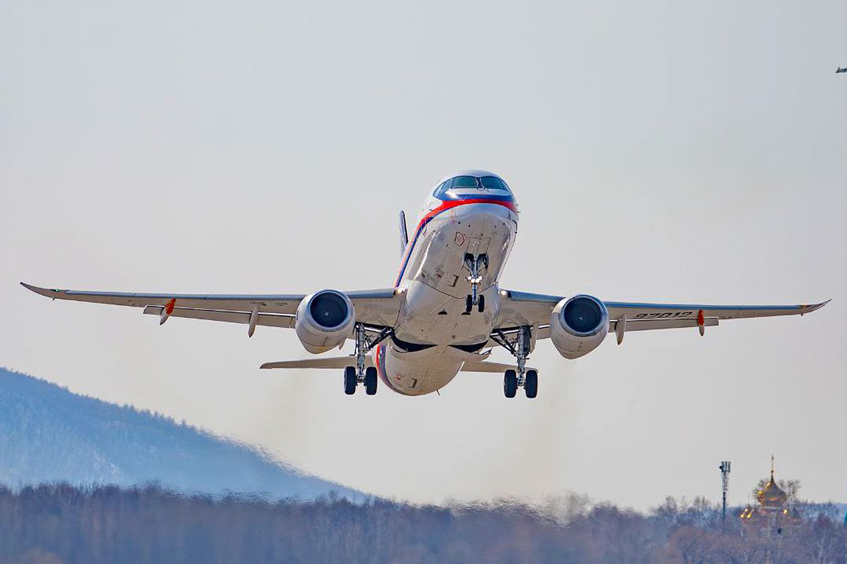 Sukhoi Superjet SSJ-100