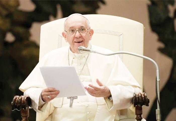 El Papa dijo que "en Ucrania corren ríos de sangre" y condenó la guerra