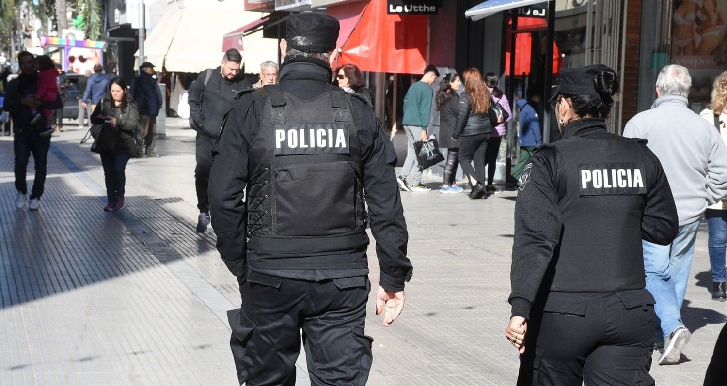 Aumento para policías y agentes penitenciarios. Créditos: Guillermo Di Salvatore