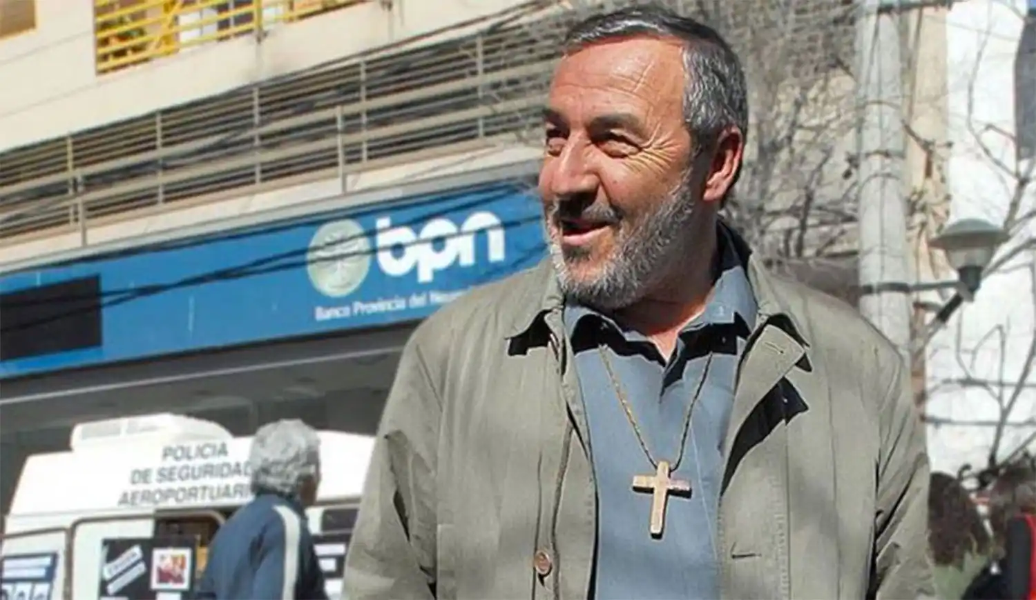 Insólito: Un sacerdote instó a fieles a comer "lo que quieras" en Semana Santa